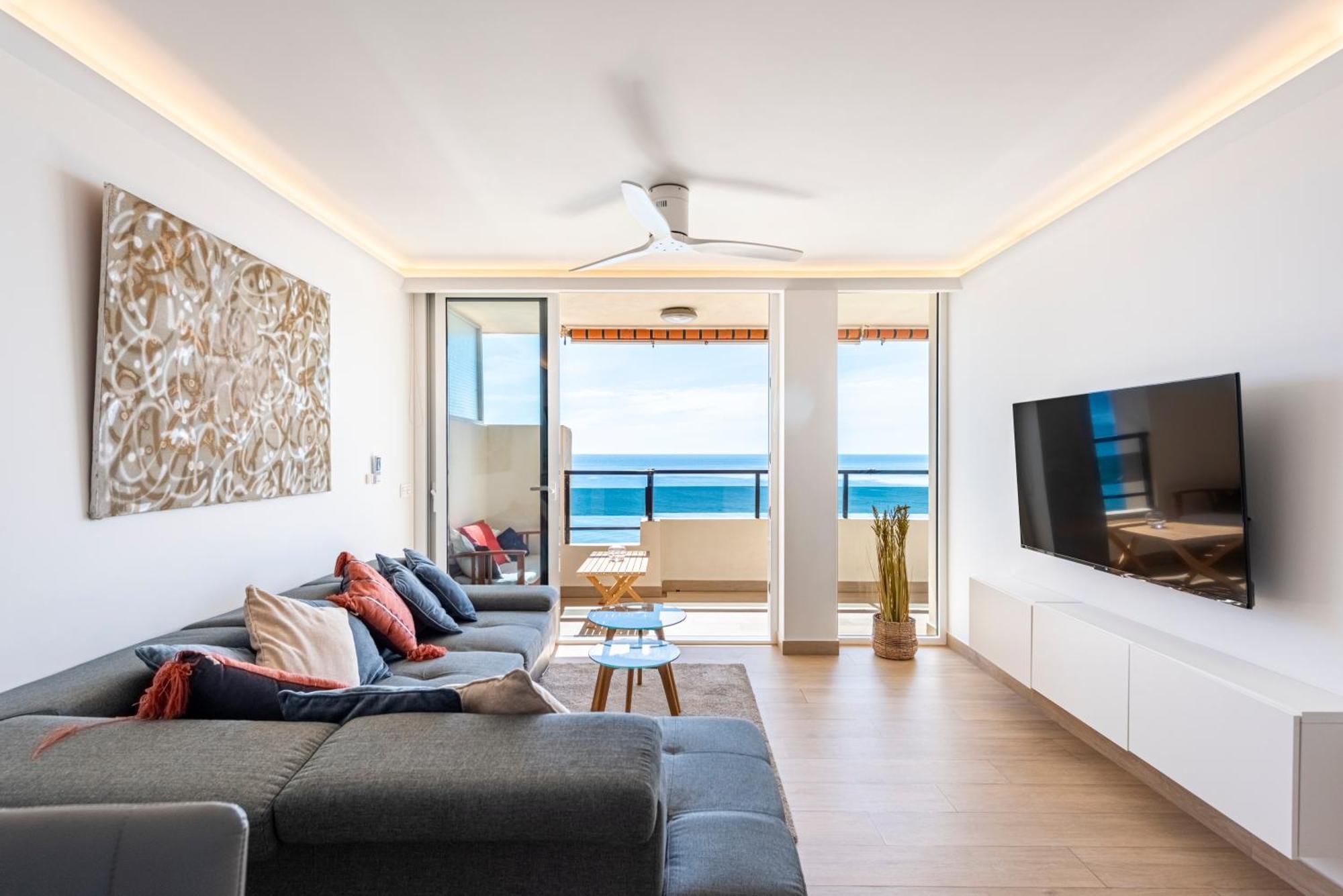 Beachfront -- New Luxury Apartment -- 1ª Linea Playa -- Fuengirola City Center -- Private Parking -- Panoramic Sea Views -- Dış mekan fotoğraf