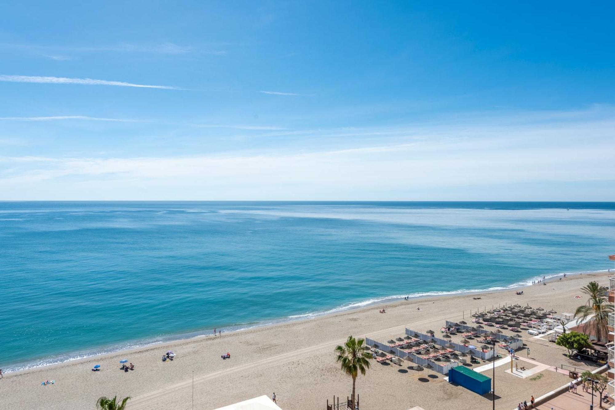Beachfront -- New Luxury Apartment -- 1ª Linea Playa -- Fuengirola City Center -- Private Parking -- Panoramic Sea Views -- Dış mekan fotoğraf